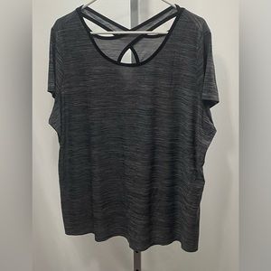Suzie in the City size‎ 3X Stretchy Athletic Workout Casual Top Black/Gray